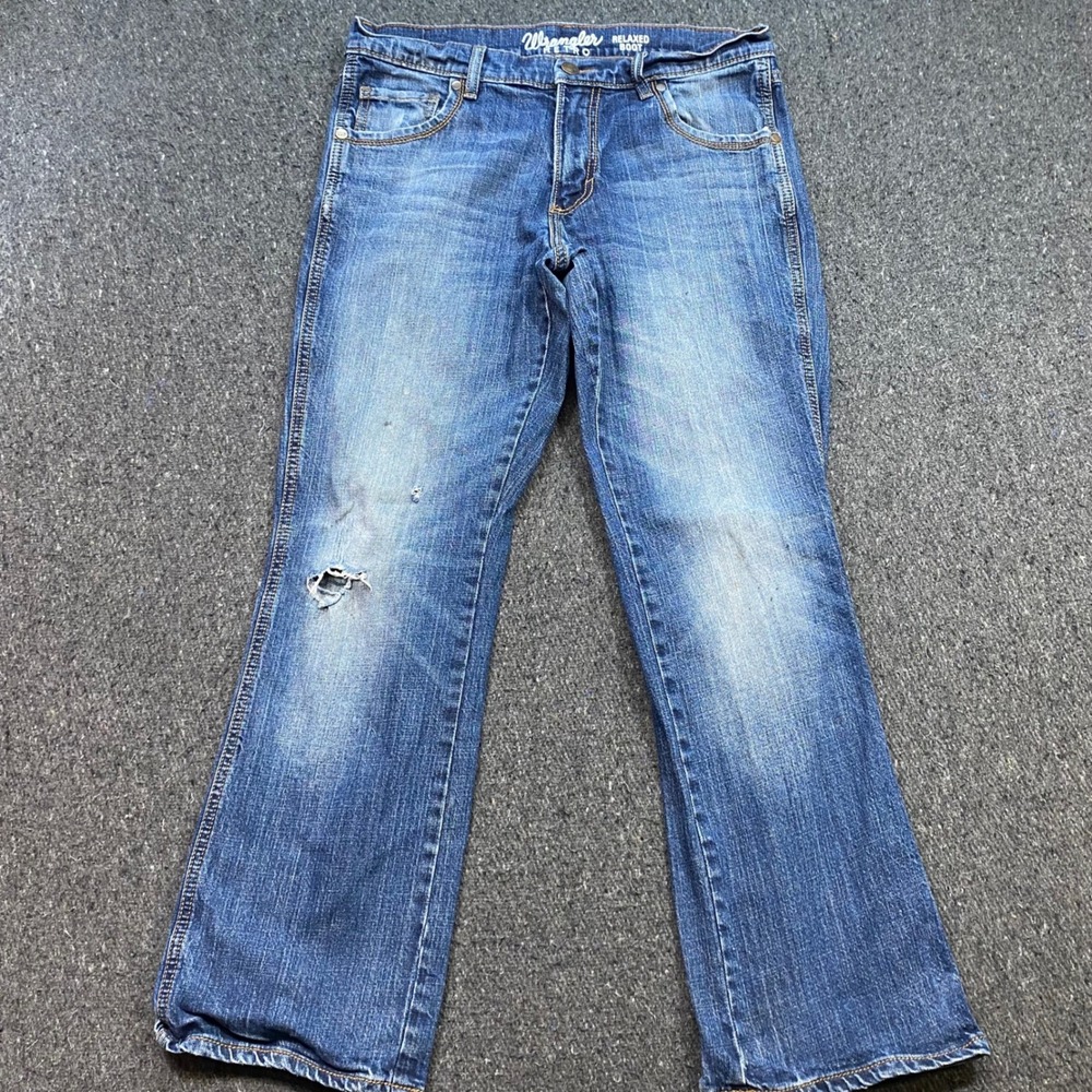 Wrangler Retro Relaxed Boot Jeans Sz 32 Mens Blue Western Grunge Distressed
